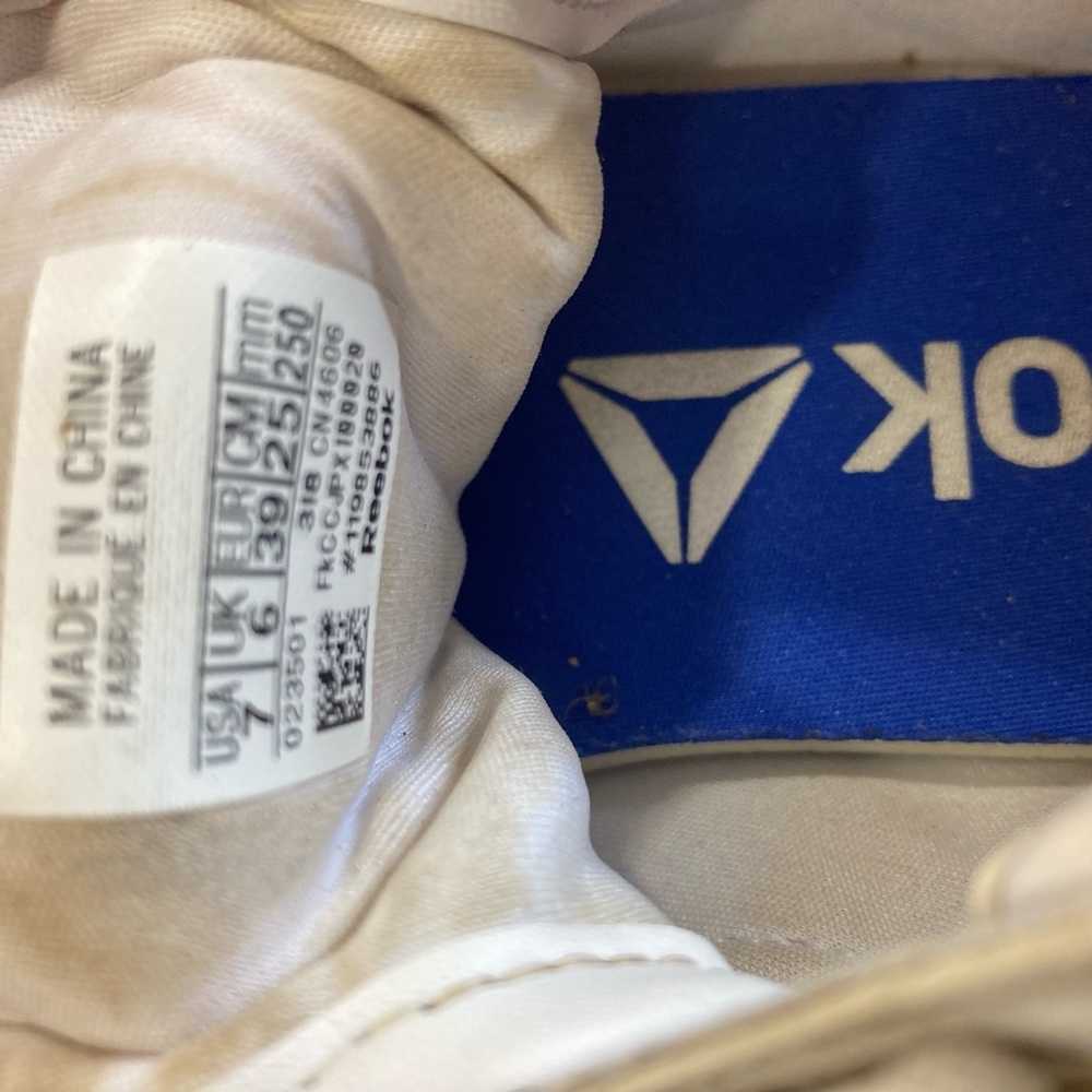 Reebok Run.r 96 Sneakers in White - Picture 9 of 9